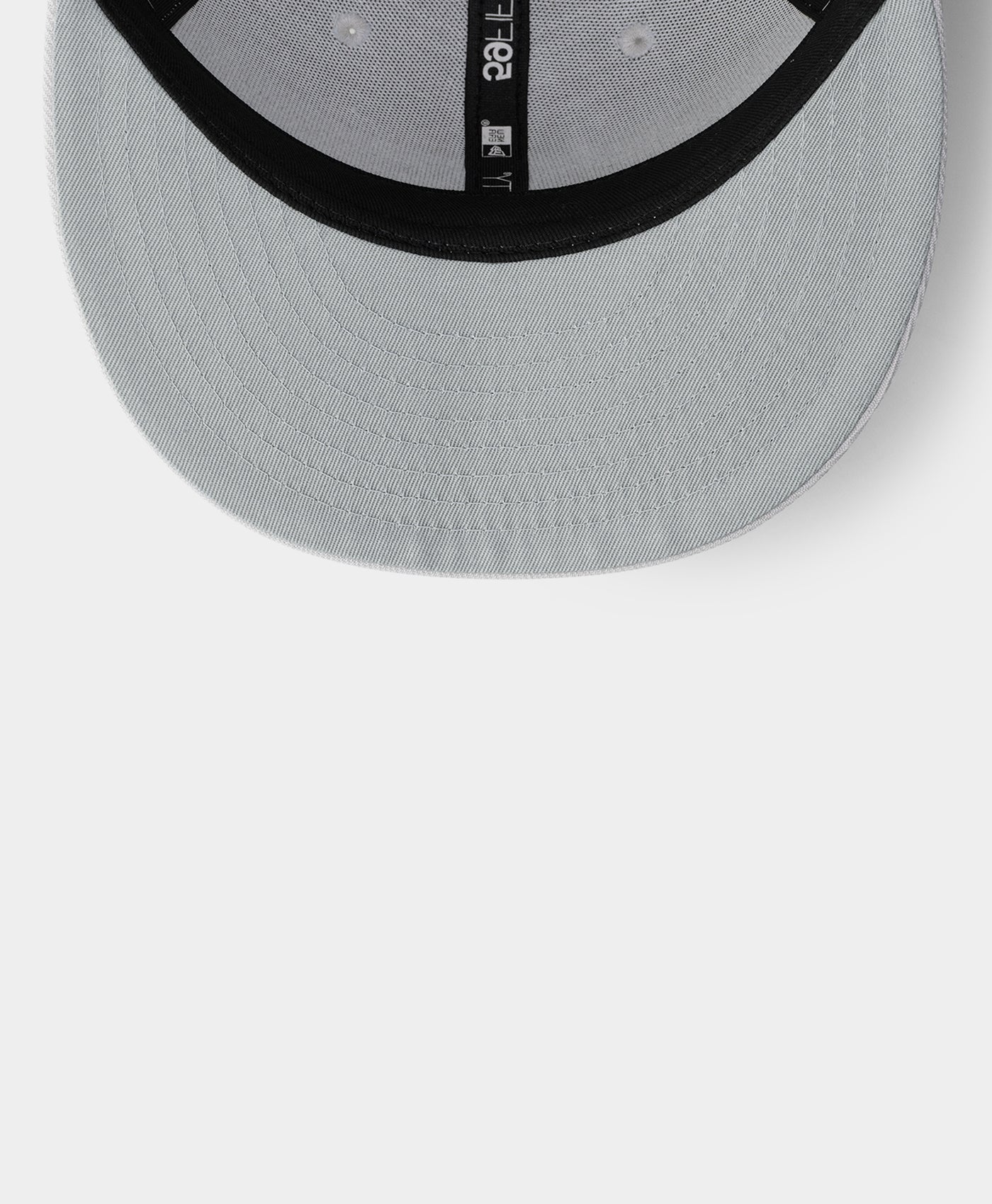 DP - Snow Grey Daily Paper x New Era 59FIFTY Fitted Cap - Packshot