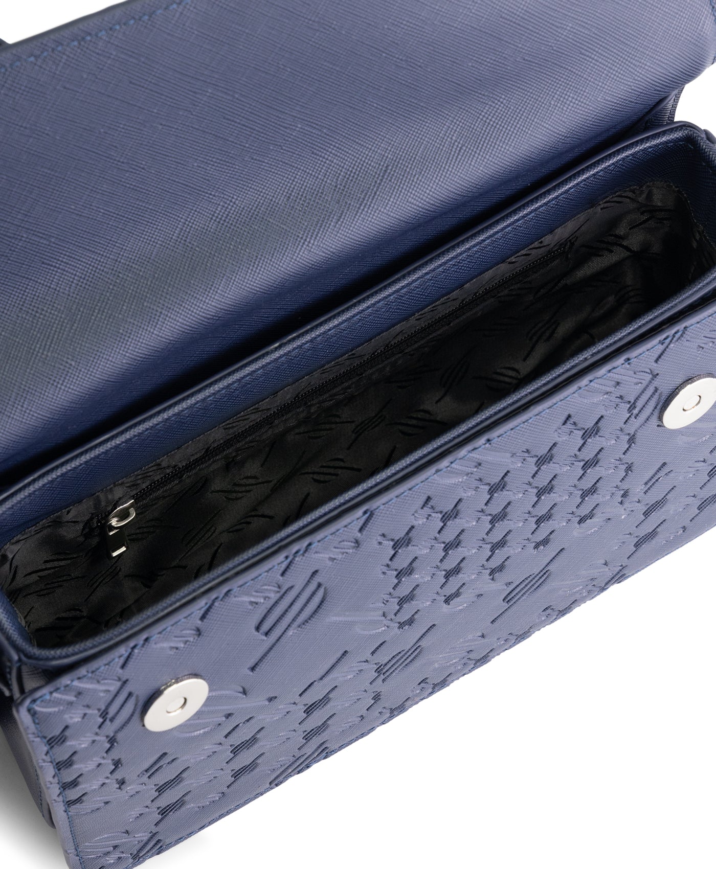 DP - Deep Navy Meru Repatch Bag - Packshot - detail