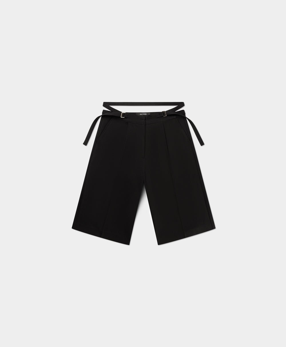 DP - Black Strap Short - Packshot - front 